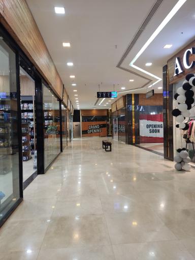 عکس مجتمع تجاری هپی مارت