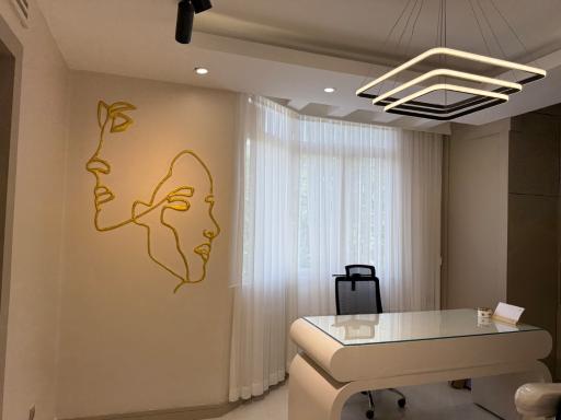 عکس کلینیک زیبایی دکتر آتنا سبزه علی 