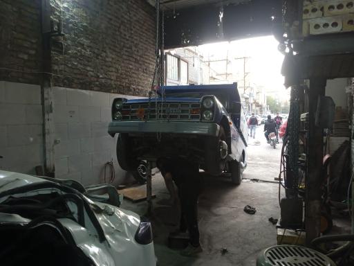 عکس آهنگری و شاسی کشی امیر مرادی