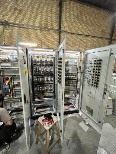عکس تابلو برق نیرو گستر نوآور خلاق 