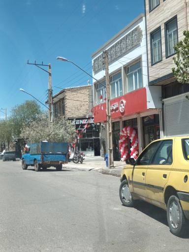 عکس افق کوروش (خیابان آزادی)