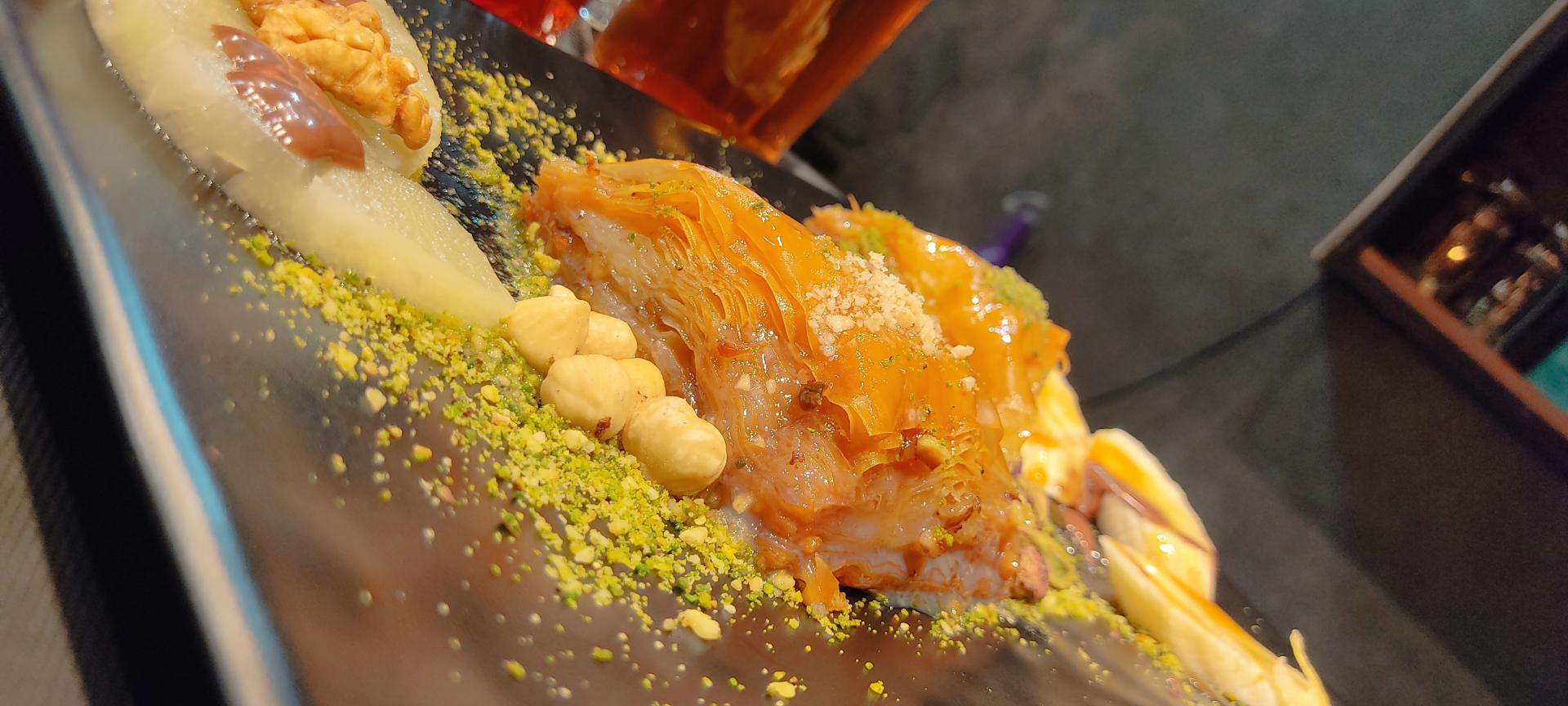 عکس باقلوا تک سین