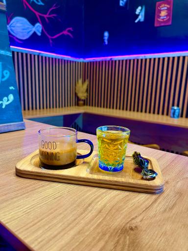 عکس کافه مون