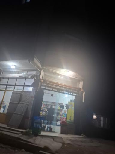 عکس سوپر مارکت هموطن