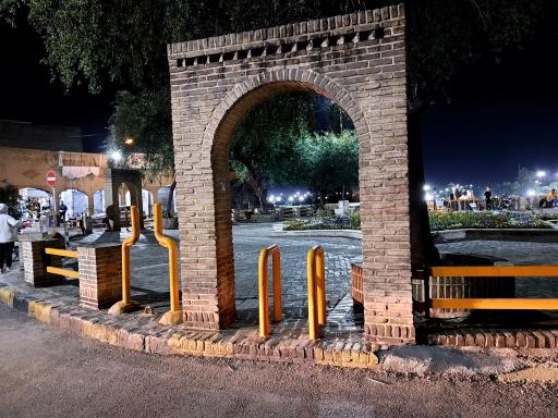 عکس میدان پل قدیم