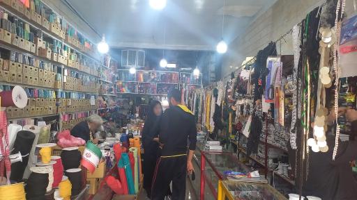 عکس فروشگاه خرازی پدر و پسر قاسمی