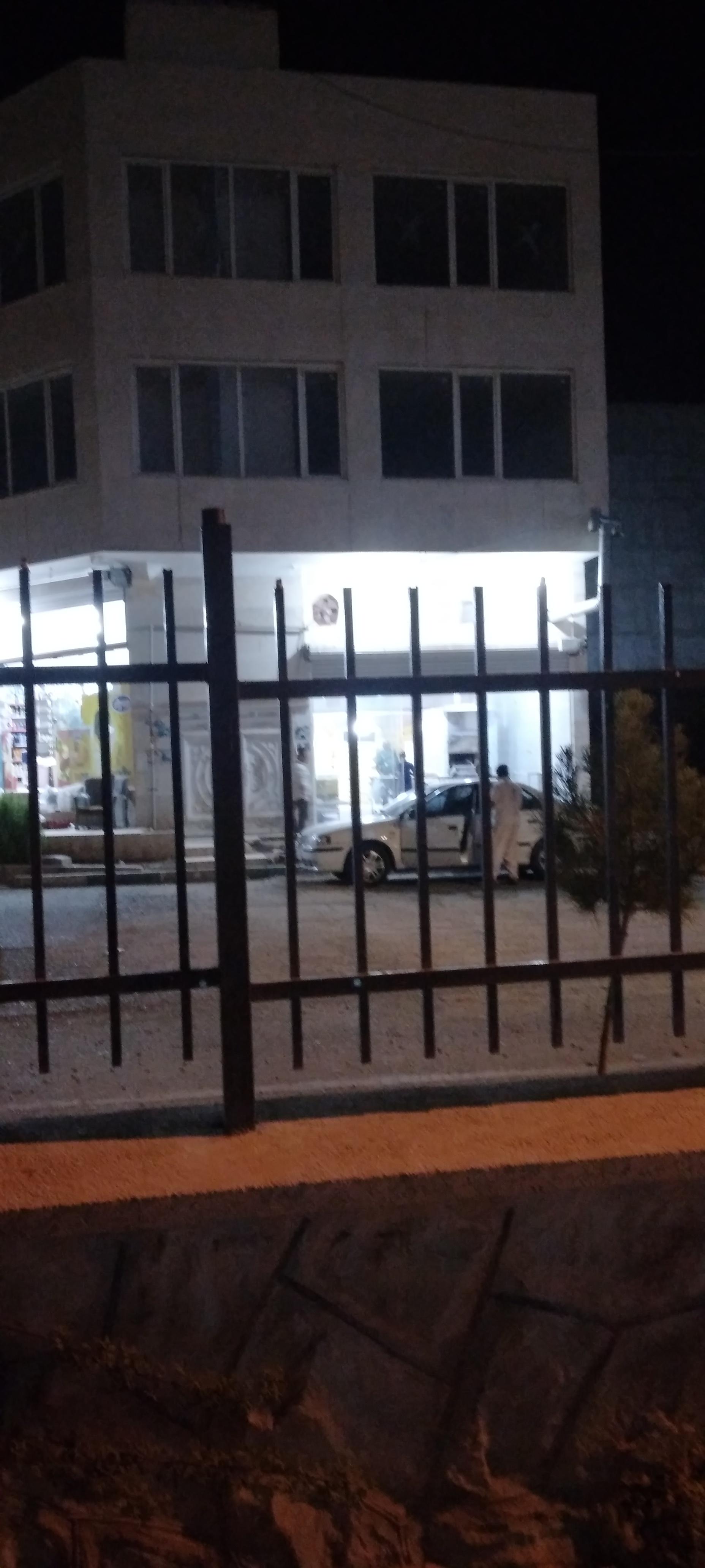 عکس نانوایی لواش ماشینی