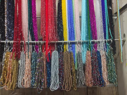 عکس فروشگاه خرازی نگاه