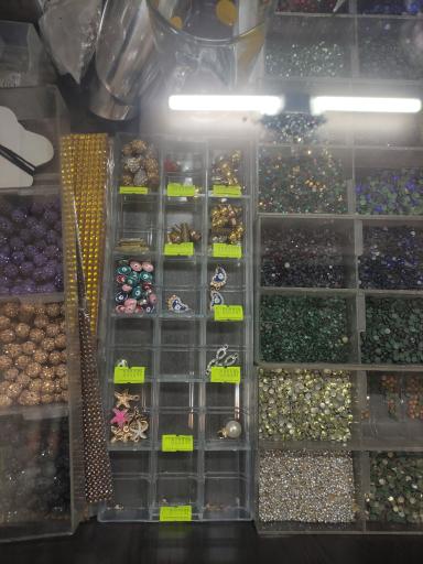 عکس فروشگاه خرازی نگاه