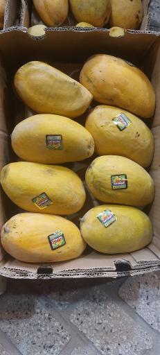 عکس میوه فروشی تمشک