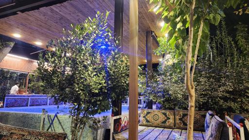 عکس رستوران دهکده فرحزاد