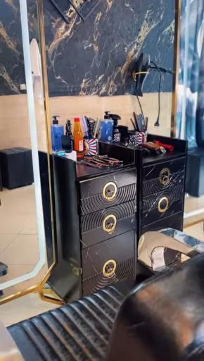 عکس آرایشگاه مردانه امیر cip