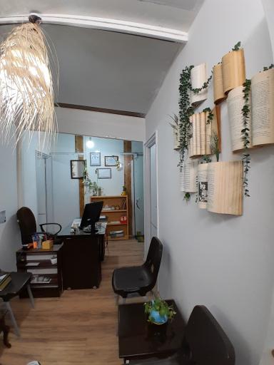 عکس مرکز مشاوره عطار