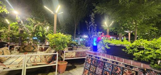 عکس رستوران دهکده فرحزاد