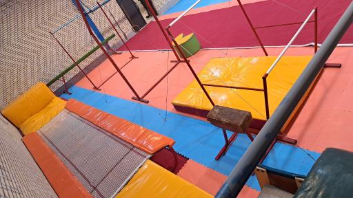 عکس باشگاه ژیمناستیک و پارکور پرواز