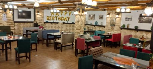 عکس سفره خانه سنتی هفت خوان