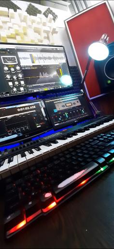 عکس استودیو موسیقی داود نعمتی