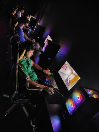 عکس گیم نت دارک‌ لایت