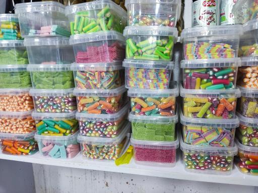 عکس فروشگاه باقری