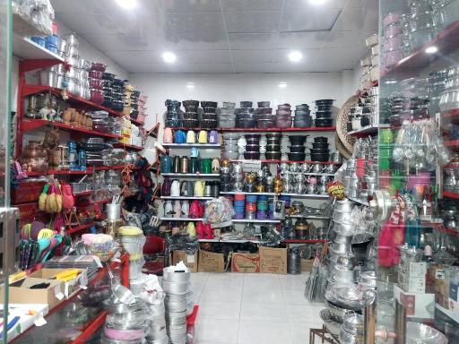 عکس ارزانسرای ظروف داش آکل