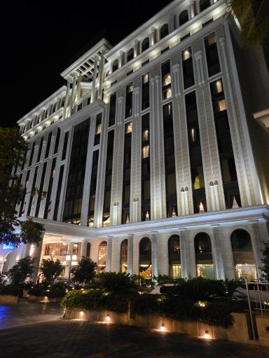 عکس هتل آسمان رویال