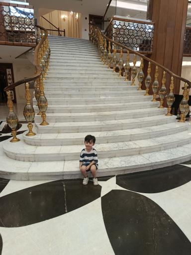 عکس هتل آسمان رویال