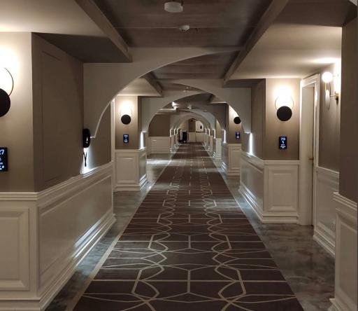 عکس هتل آسمان رویال