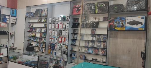 عکس فروشگاه دستگاه بازی ps4 ps5 و کامپیوتر