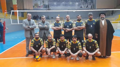 عکس سالن ورزشی مهران