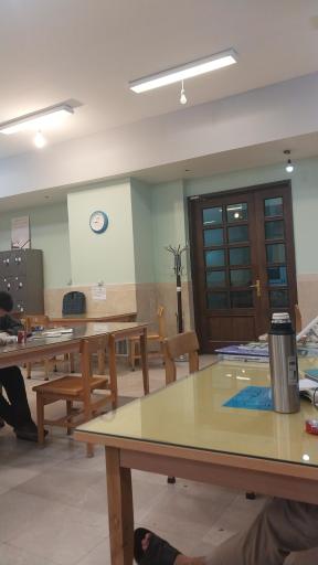 عکس کتابخانه بانو صفارزاده