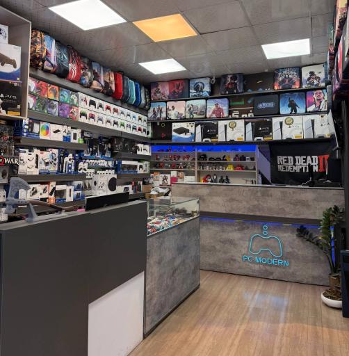 عکس فروش کنسول بازی و خدمات کامپیوتر مدرن