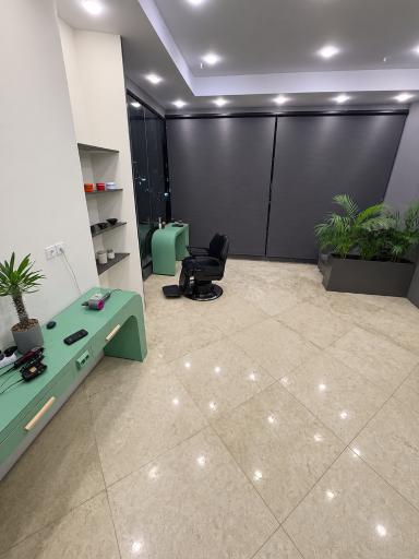 عکس آرایشگاه شهاب