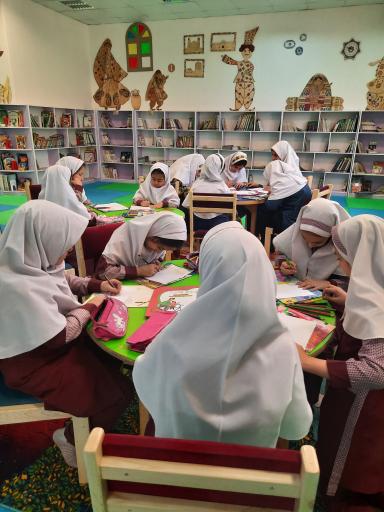 عکس کتابخانه مرکزی میبد