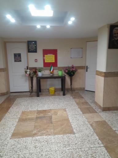 عکس دبیرستان دوره اول ادب