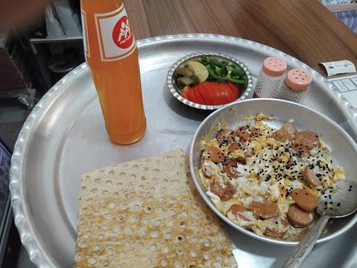 کافه دهه شصت