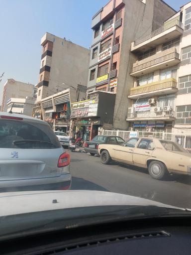 عکس آزمایشگاه ادیب