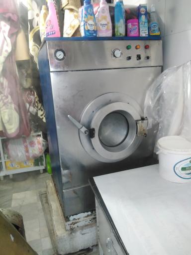 عکس خشکشویی الماس درخشان