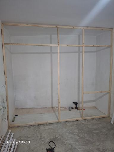 عکس درب چوبی صداقت علی یاری