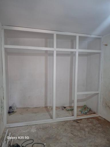 عکس درب چوبی صداقت علی یاری