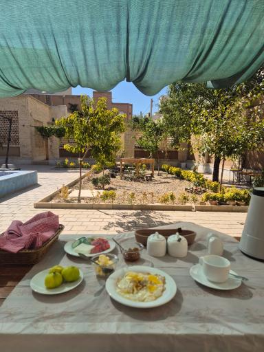 عکس بومگردی هشت بهشت