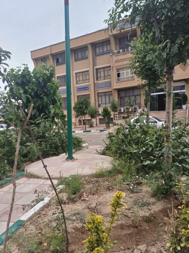 عکس اداره آموزش و پرورش ناحیه یک بهارستان