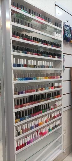 عکس آرایشی بانوی رنگی