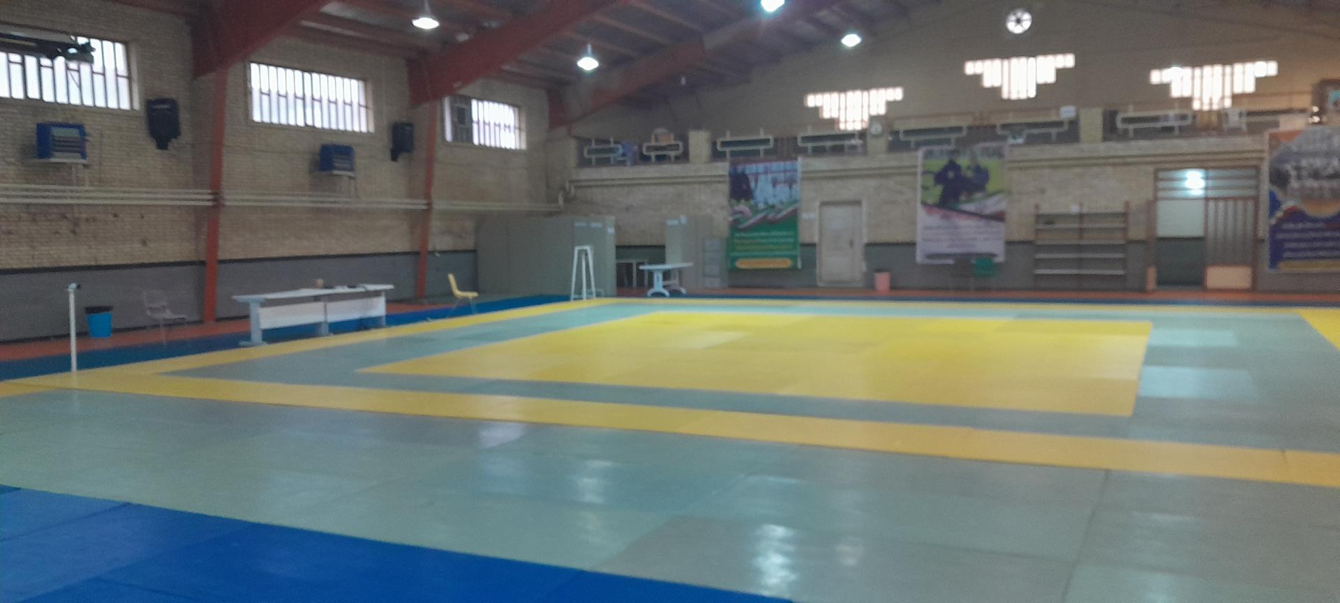 عکس سالن جودو باهنر