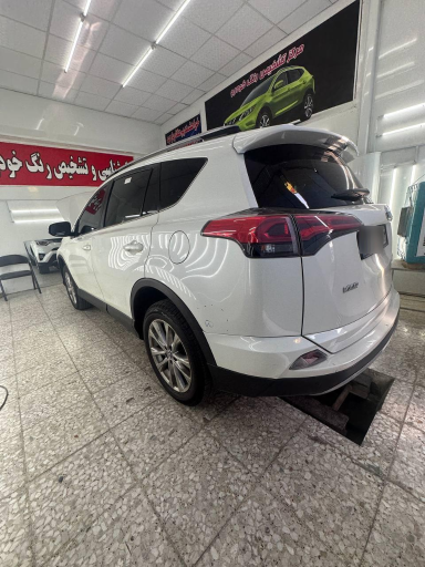 عکس کارشناسی رنگ خودرو منصورآبادی