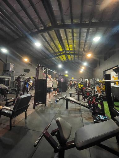 عکس باشگاه بدنسازی پوریا