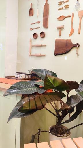 عکس کافه شیرینی بانیل