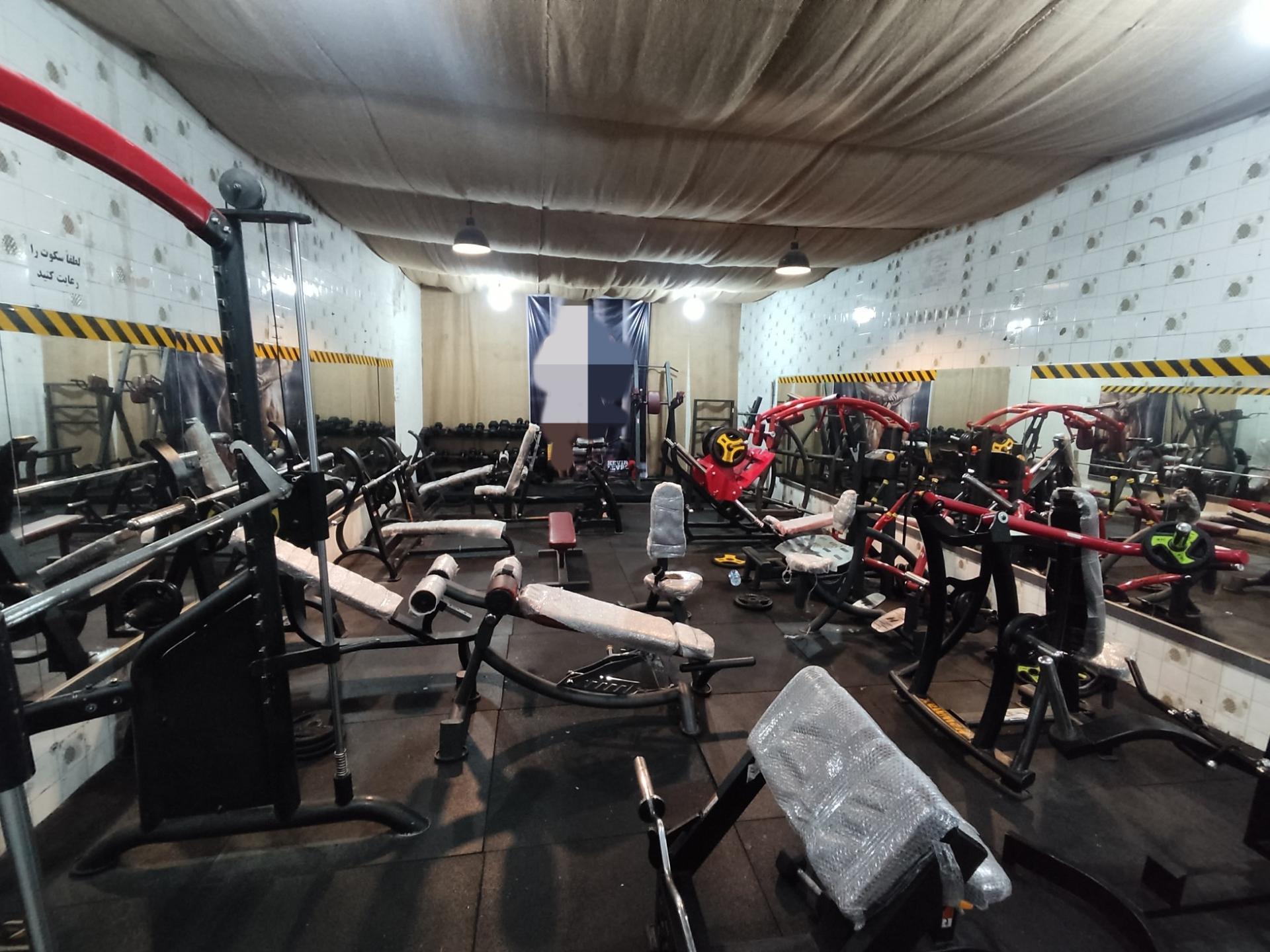 عکس باشگاه پرورش اندام سلاطین