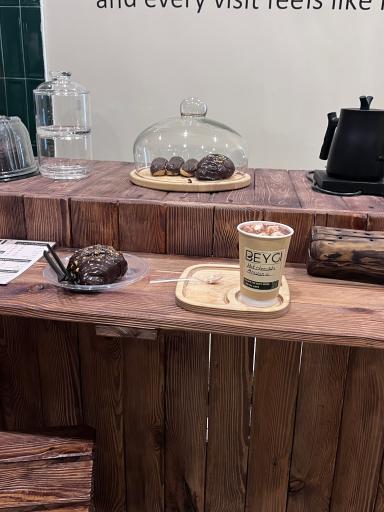 عکس کافه بیگی 