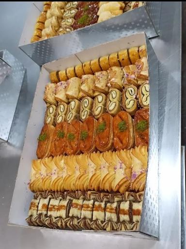 کارگاه تولیدی کیک و شیرینی مستر قندی