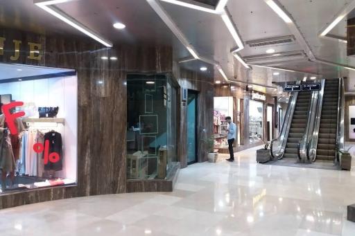 عکس مجتمع تجاری آراکس